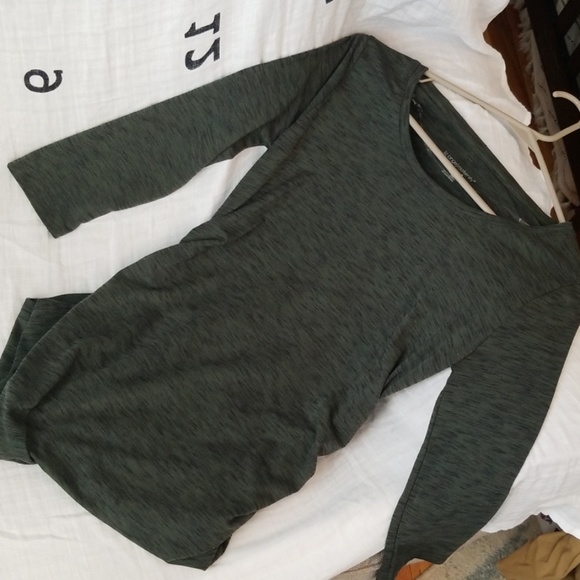 Liz Lange Dresses & Skirts - Liz Lange Maternity Dress